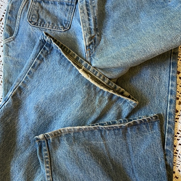 1970’s Vintage Levi’s Jeans in Great Vintage Condition! - Picture 14 of 14